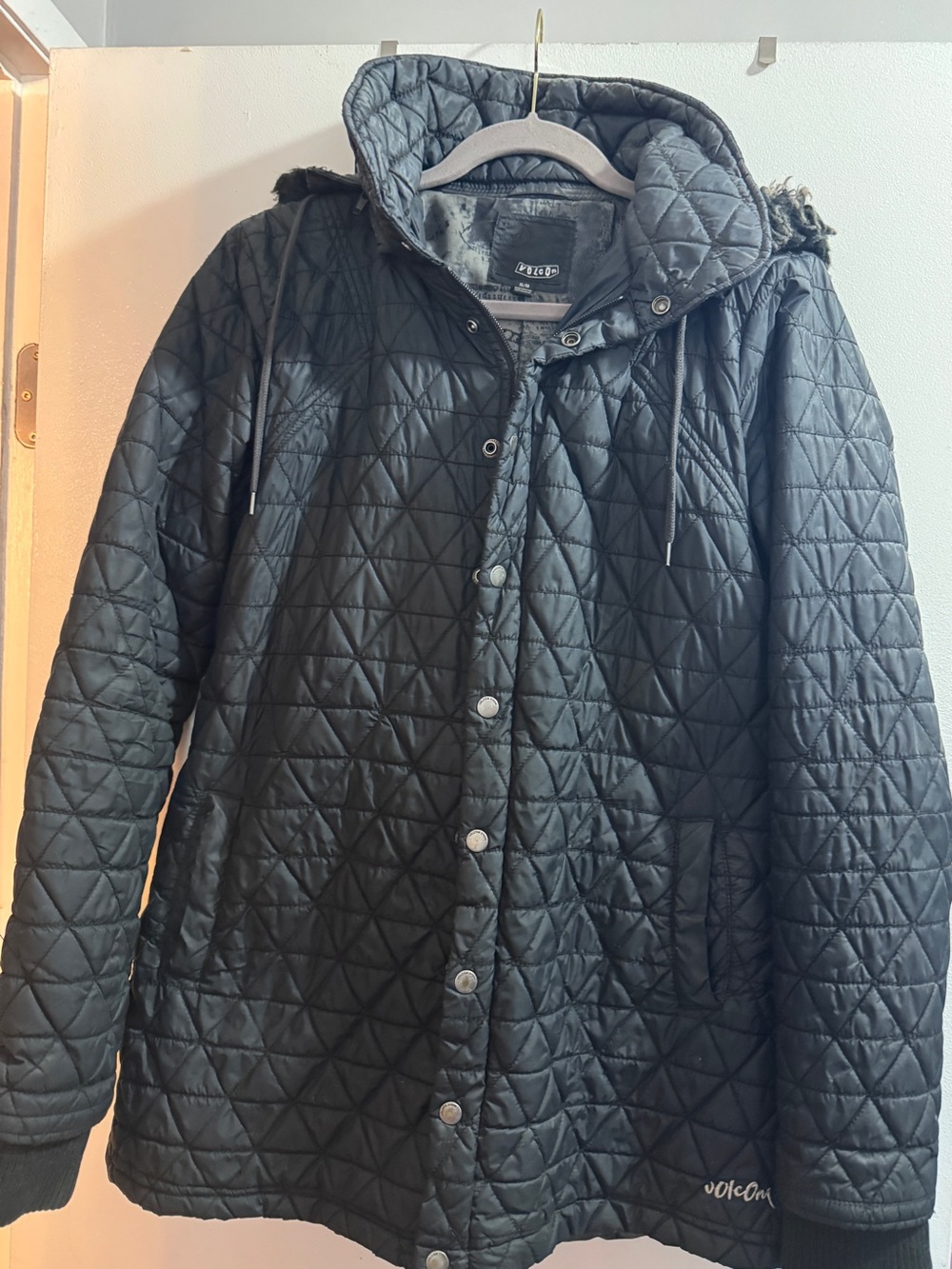Volcom Quilted Hooded Puffer Jacket - Black